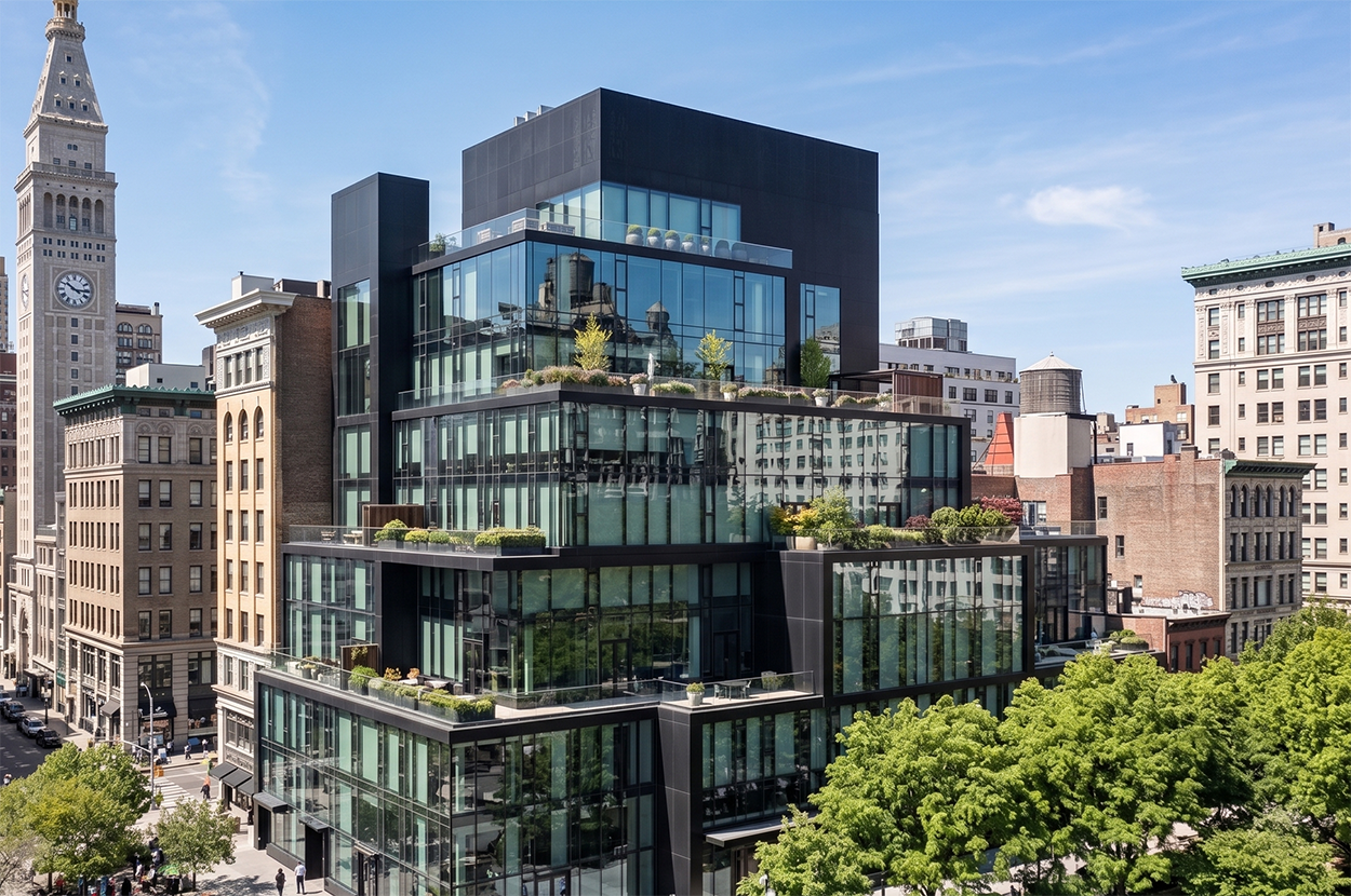 15 Union Square West Building Exterior