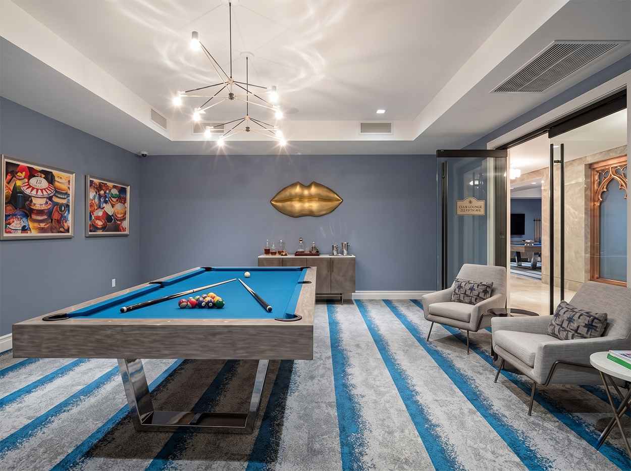 212 Fifth Ave Lounge