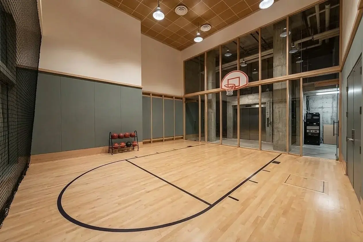 Madison Square Park Tower 45 East 22nd Basketball Court