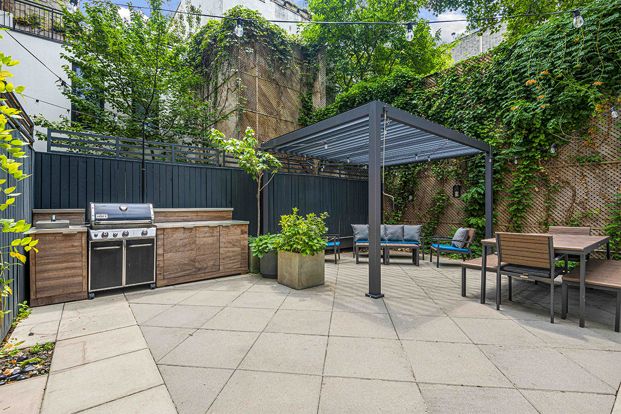 56 South 3rd Street patio